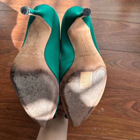 Manolo Blahnik Green Satin Hangisi Pumps. Size 7. Authentic!!! - Picture 12 of 16